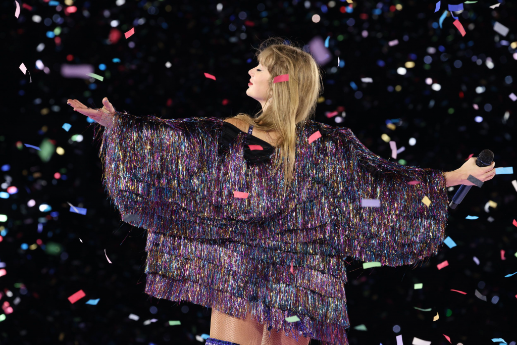 Taylor Swift's mastermind of a world tour - Pipe Dream